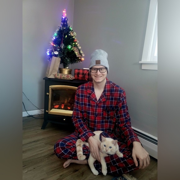 Meet your Posher, Nick - Picture 2 of 3